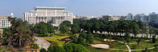 广西大学3.jpg